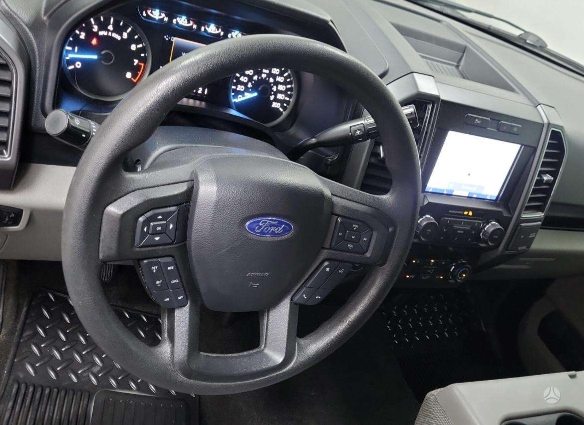 Ford F-150, 3.3 l., pick-up 9