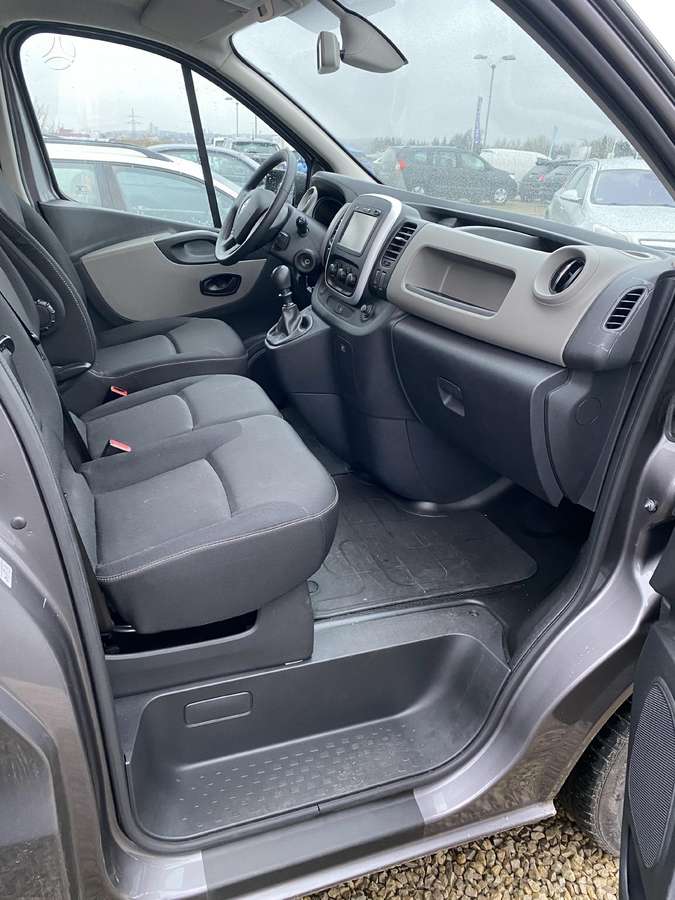 Renault Trafic, 1.6 l., cargo van 9
