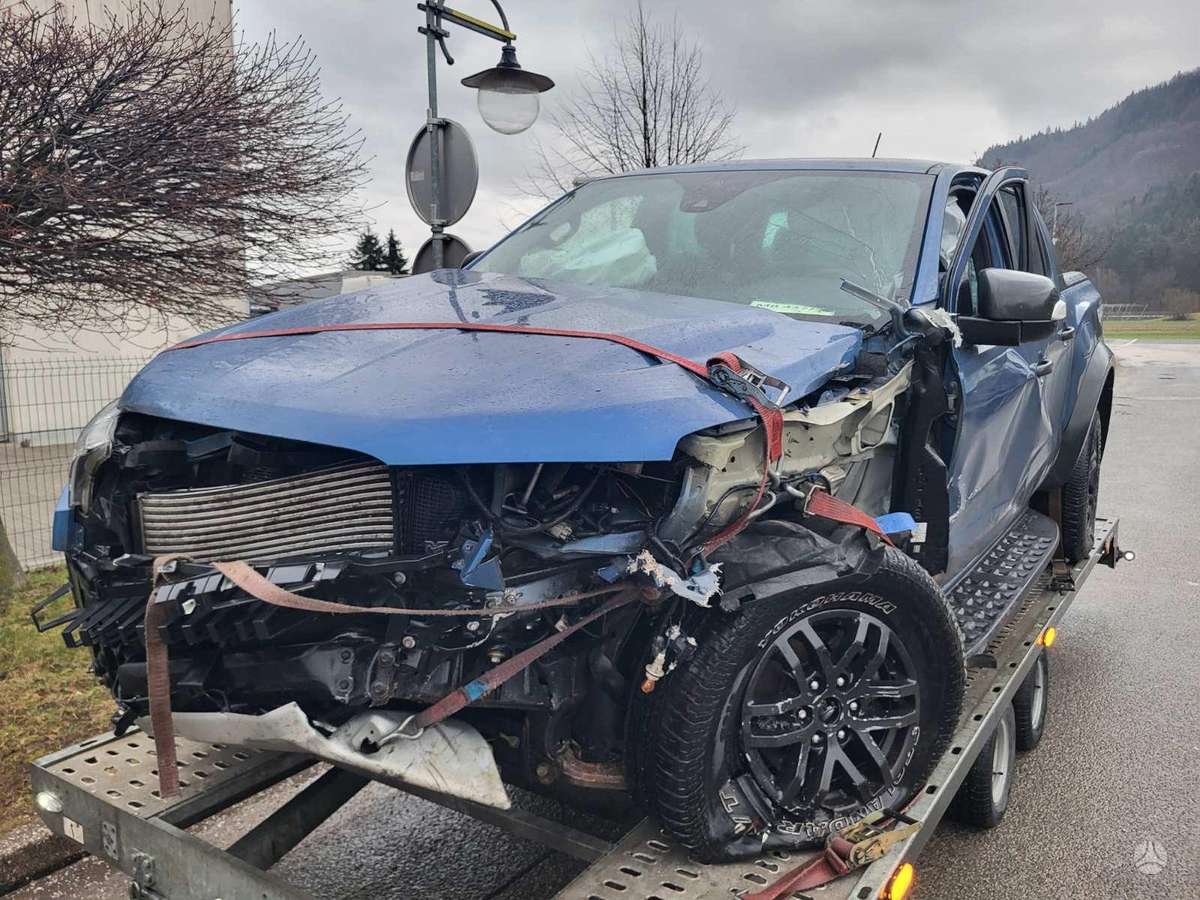 Ford Raptor, 2.0 l., pick-up 9