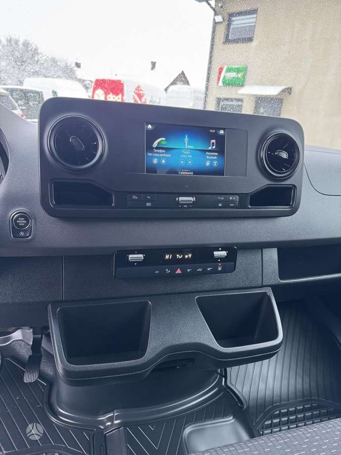 Mercedes-Benz Sprinter, 2.1 l., cargo van 10