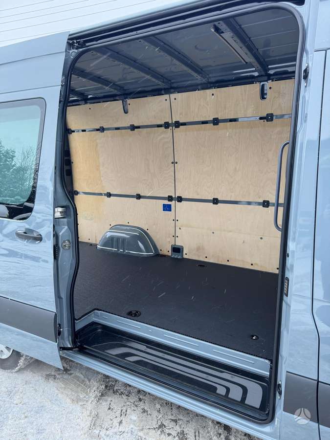 Mercedes-Benz Sprinter, 2.1 l., cargo van 19