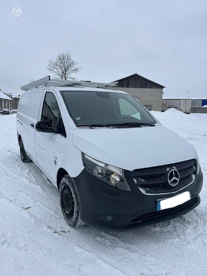 Mercedes-Benz Vito, 2.2 l., cargo van 3
