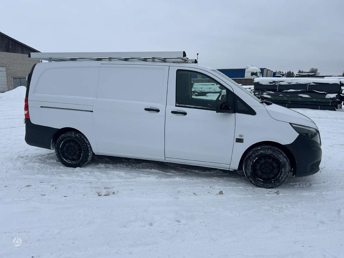 Mercedes-Benz Vito, 2.2 l., cargo van 4