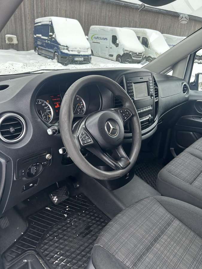 Mercedes-Benz Vito, 2.2 l., cargo van 9