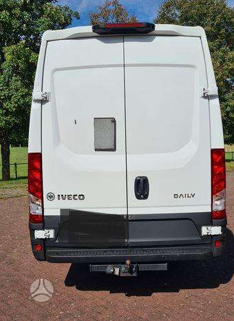 Iveco Daily, 3.0 l., cargo van 4