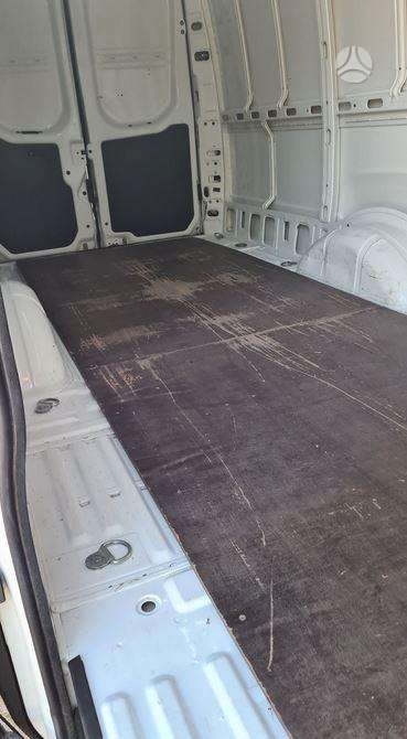 Iveco Daily, 3.0 l., cargo van 7