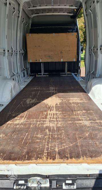 Iveco Daily, 3.0 l., cargo van 8