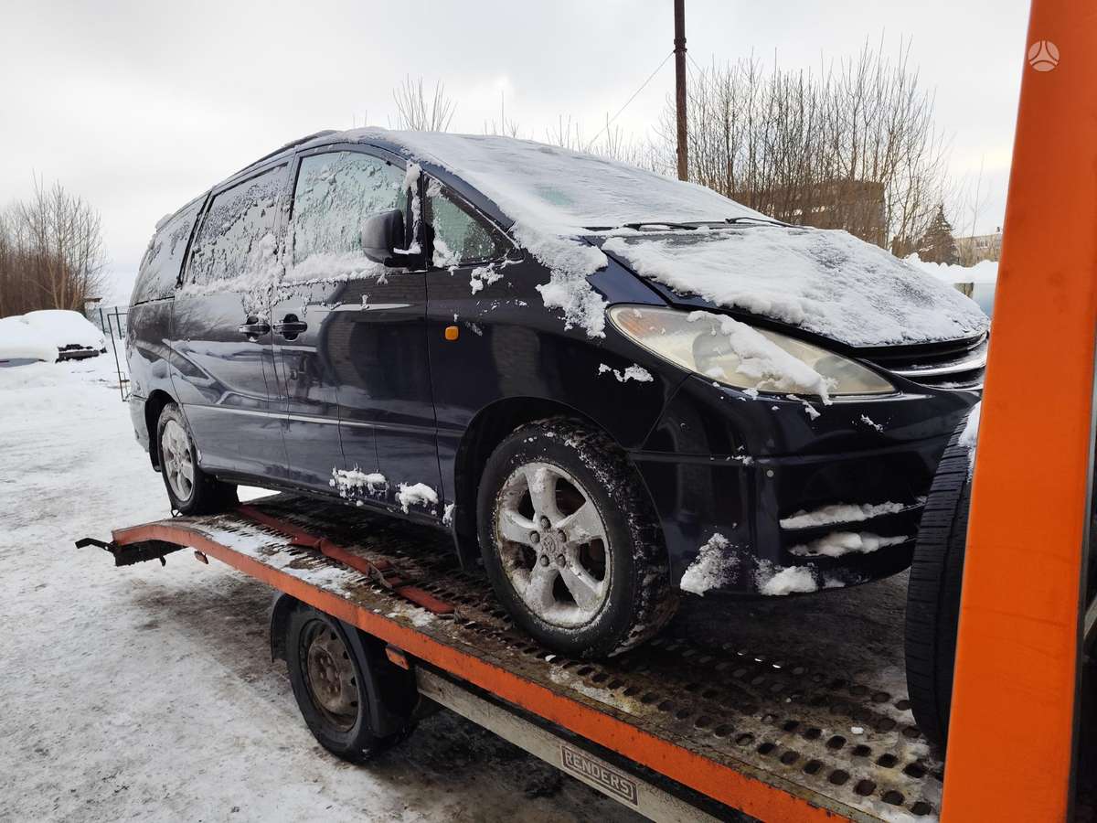 Toyota Previa for parts