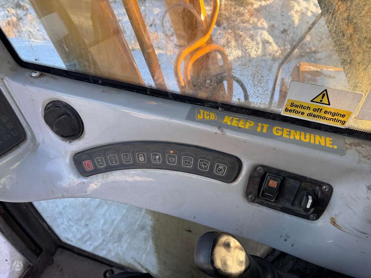 JCB JS260L, экскаваторы