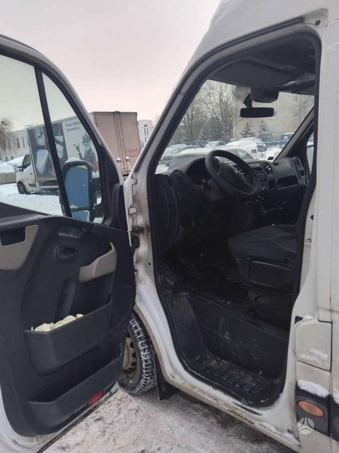 Renault Master, 2.3 l., cargo van 4