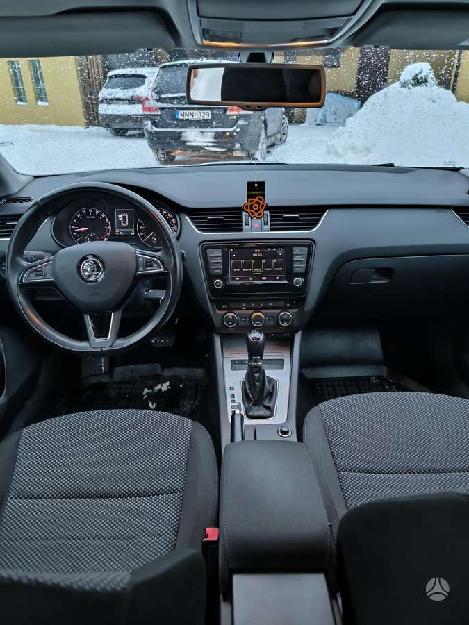 Volkswagen Passat, universalas