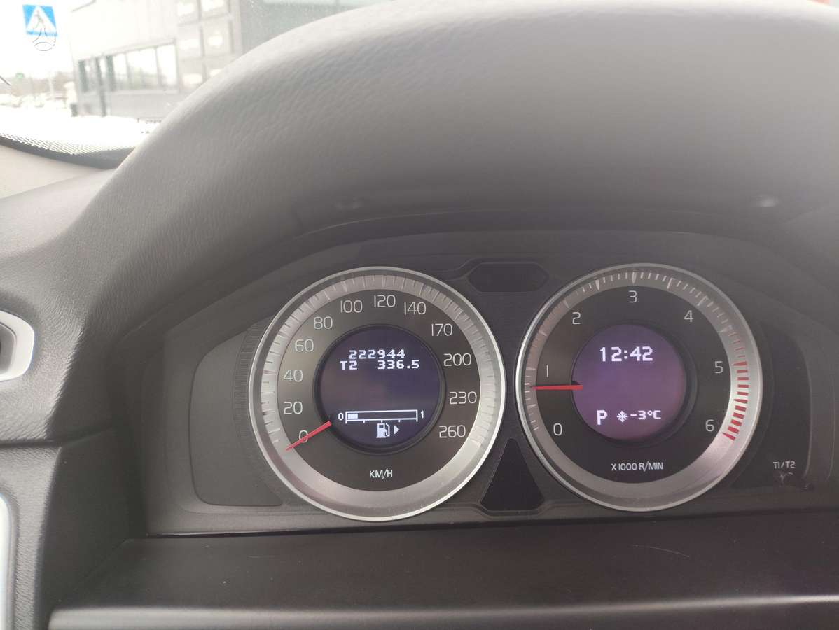 Volvo V70, 2.0 l., Универсал