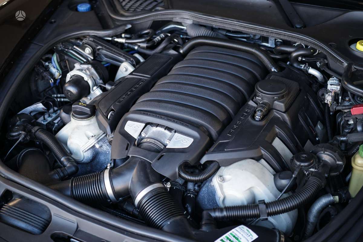Porsche Panamera - 9