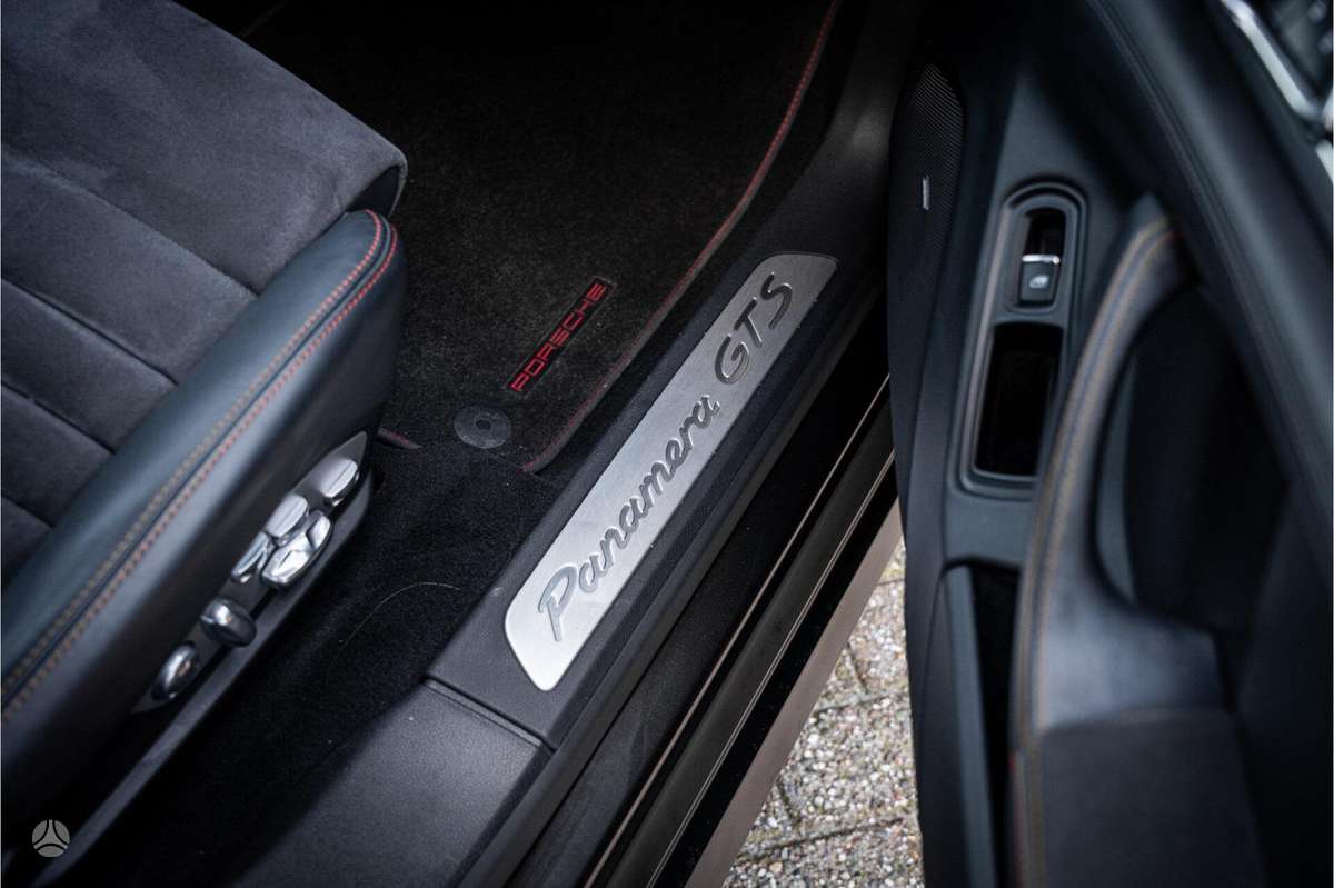 Porsche Panamera, 4.8 l., Хэтчбек