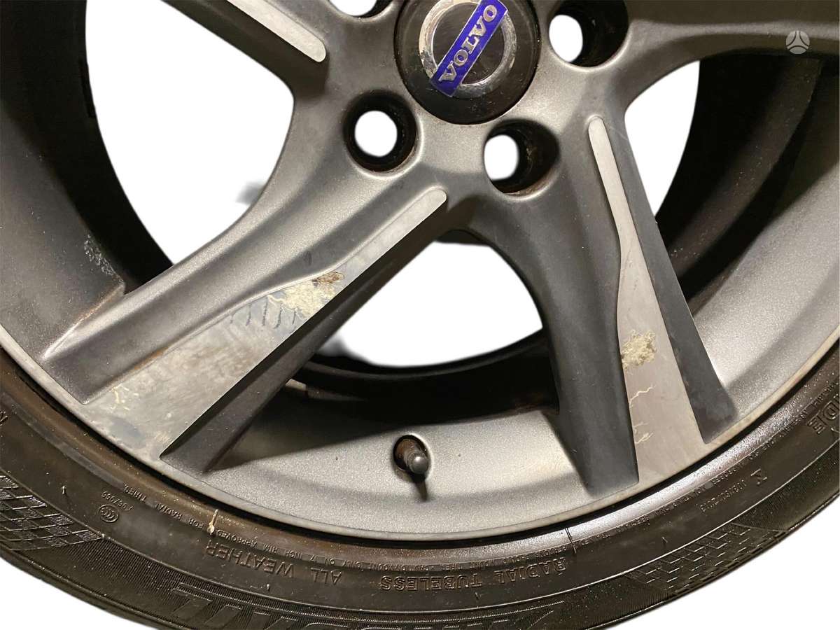 Volvo, lengvojo lydinio, R17