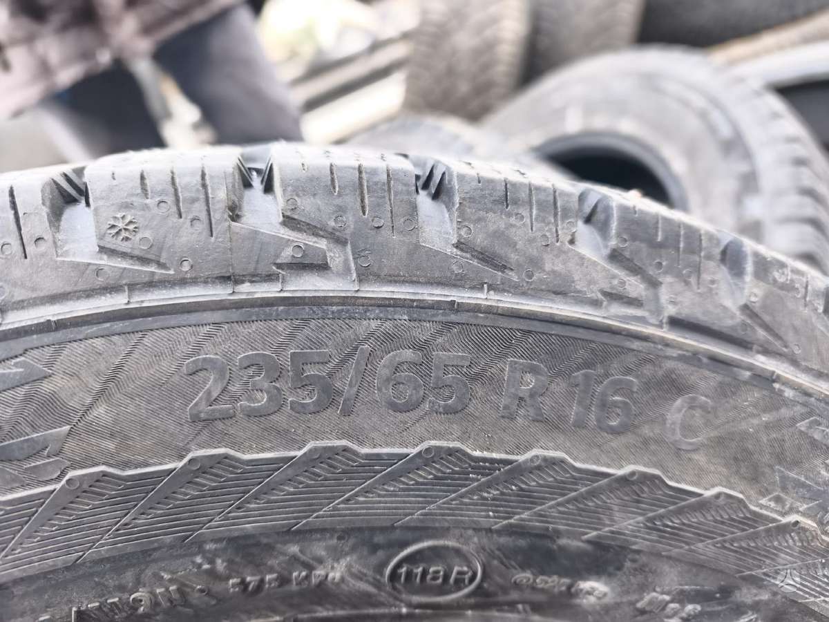 Continental VancoContact ice, winter 235/65 R16