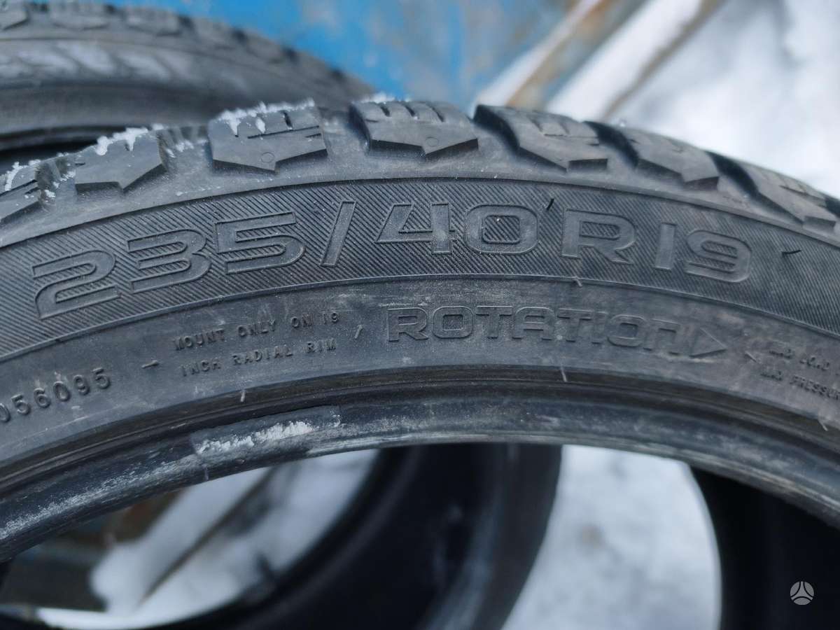 Nokian, winter 235/40 R19