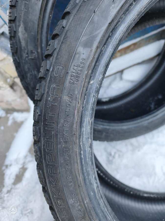 Nokian, žieminės 235/40 R19