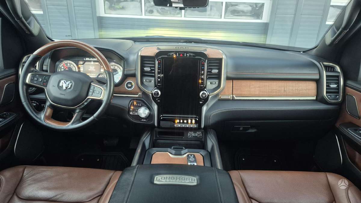 Dodge Ram, 5.7 l., pick-up 9