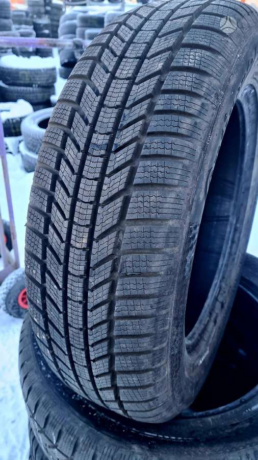 Continental, žieminės 215/65 R17
