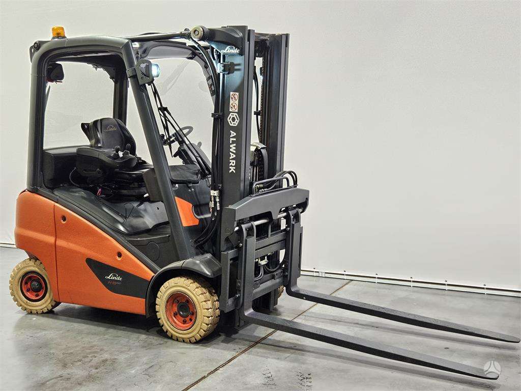Linde H18T, forklifts