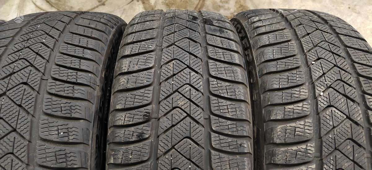 Pirelli Soto Zero 3, winter 205/50 R17