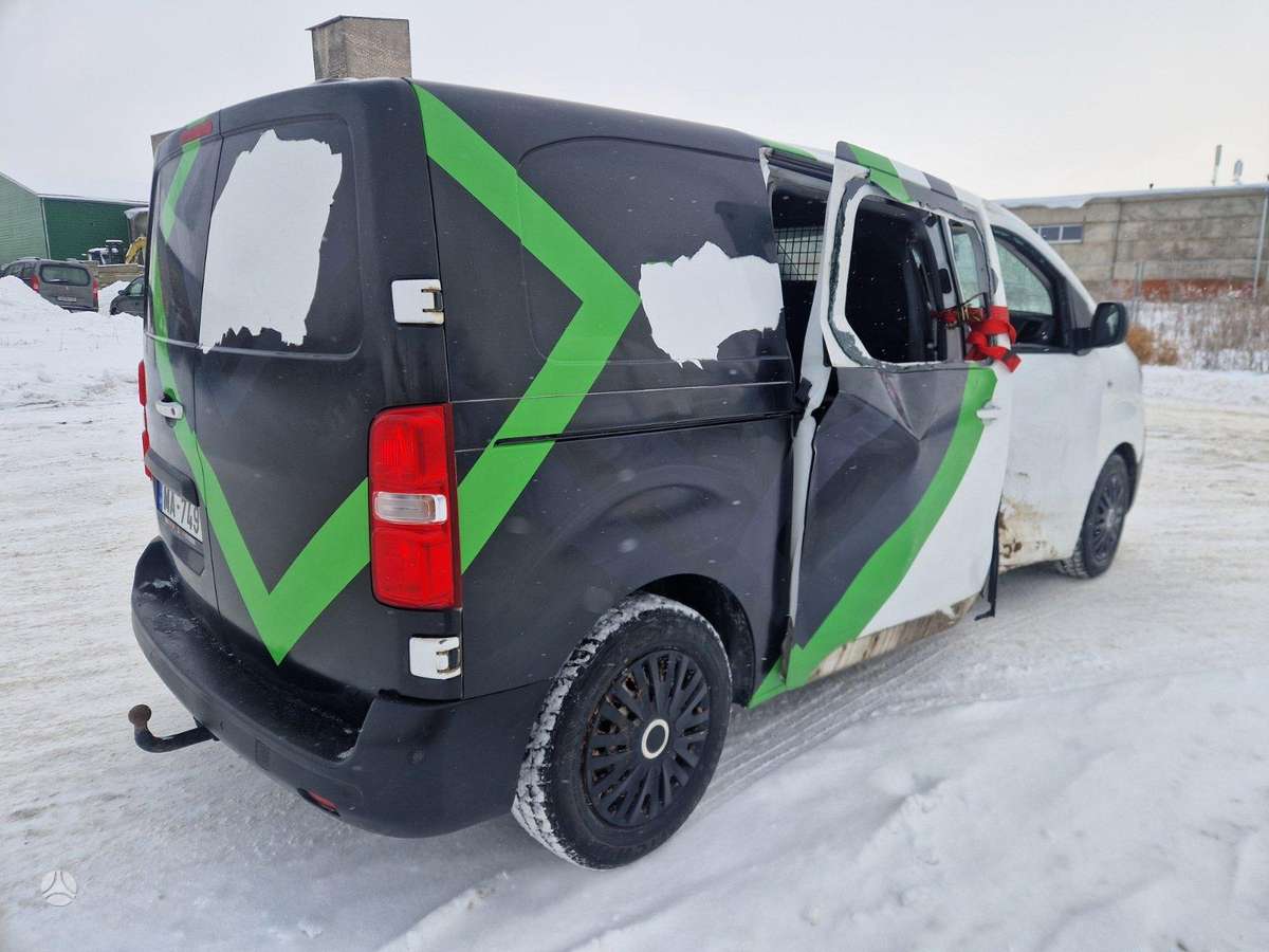 Toyota Proace dalimis. Dalimis