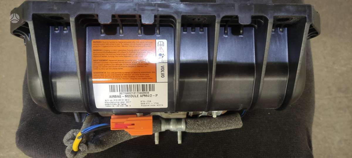 Volvo S60 body parts