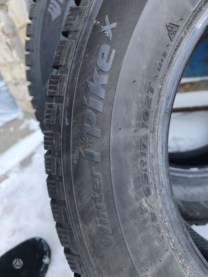 Hankook Winter ipike x, winter 225/65 R17