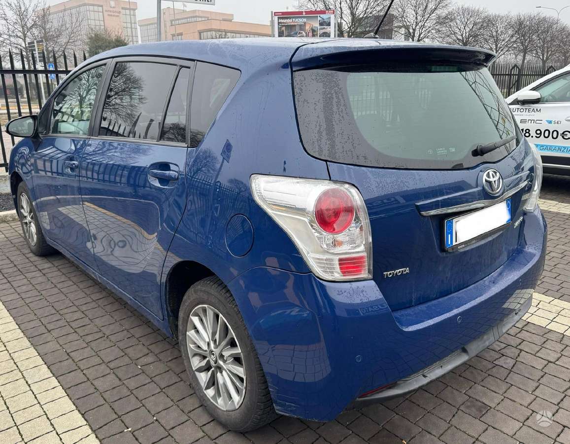 Toyota Verso, 1.6 l., Минивэн