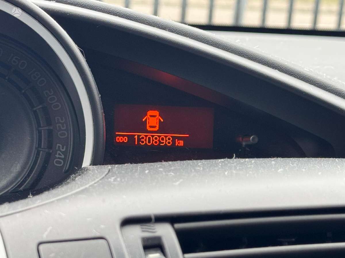 Toyota Verso, 1.6 l., Минивэн