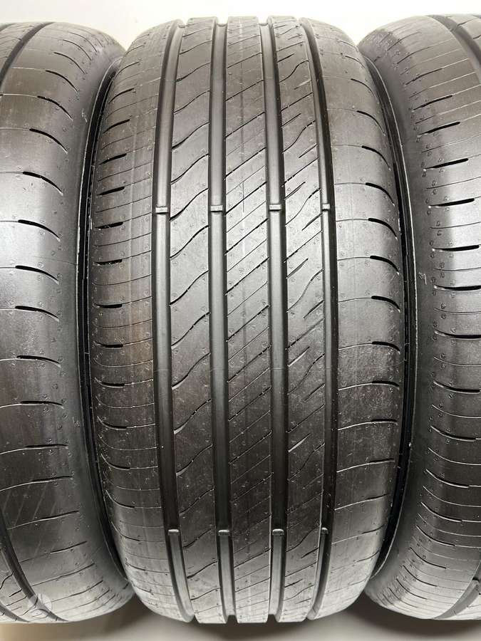 Goodyear EfficientGrip 2 2024m, vasarinės 215/55 R17