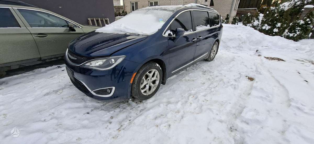 Chrysler Pacifica