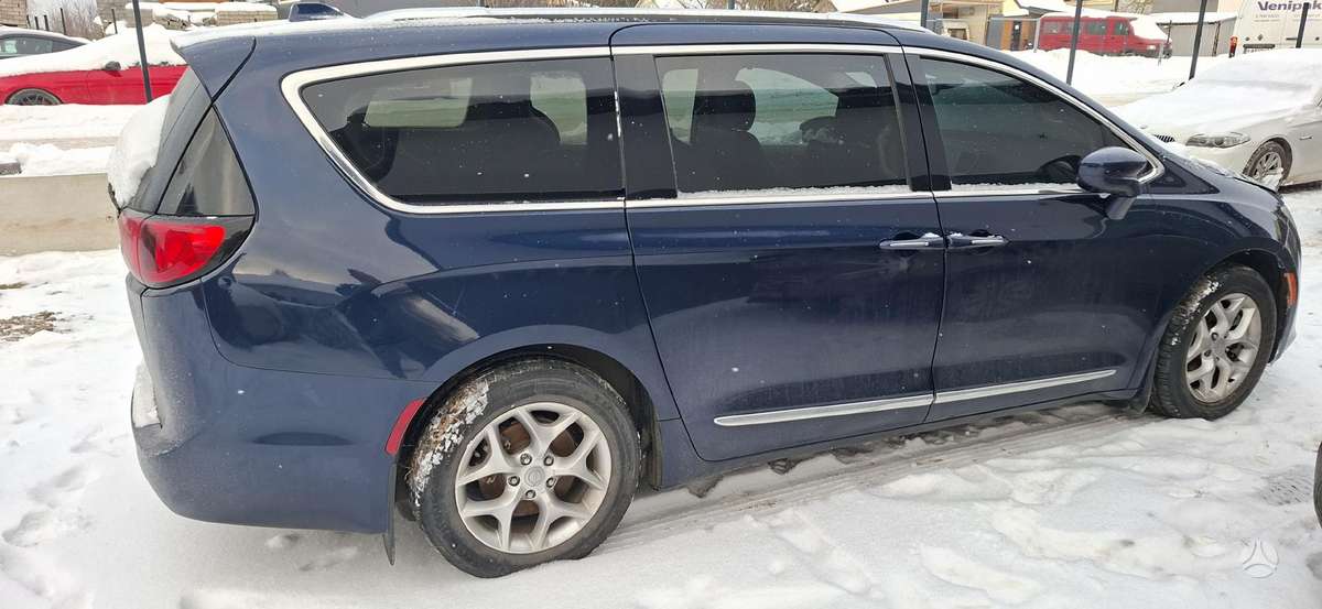 Chrysler Pacifica