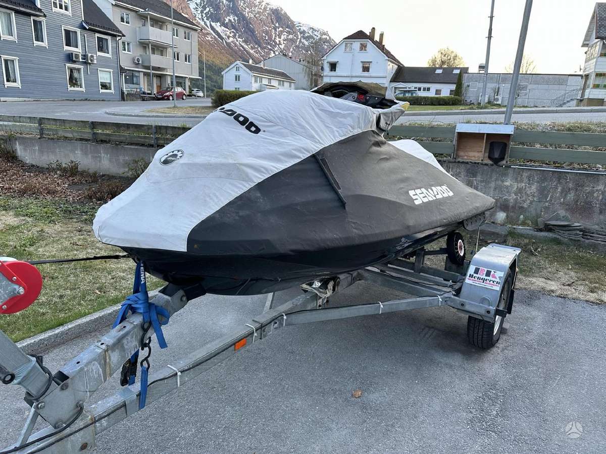 Sea-Doo Rxp, jet skis