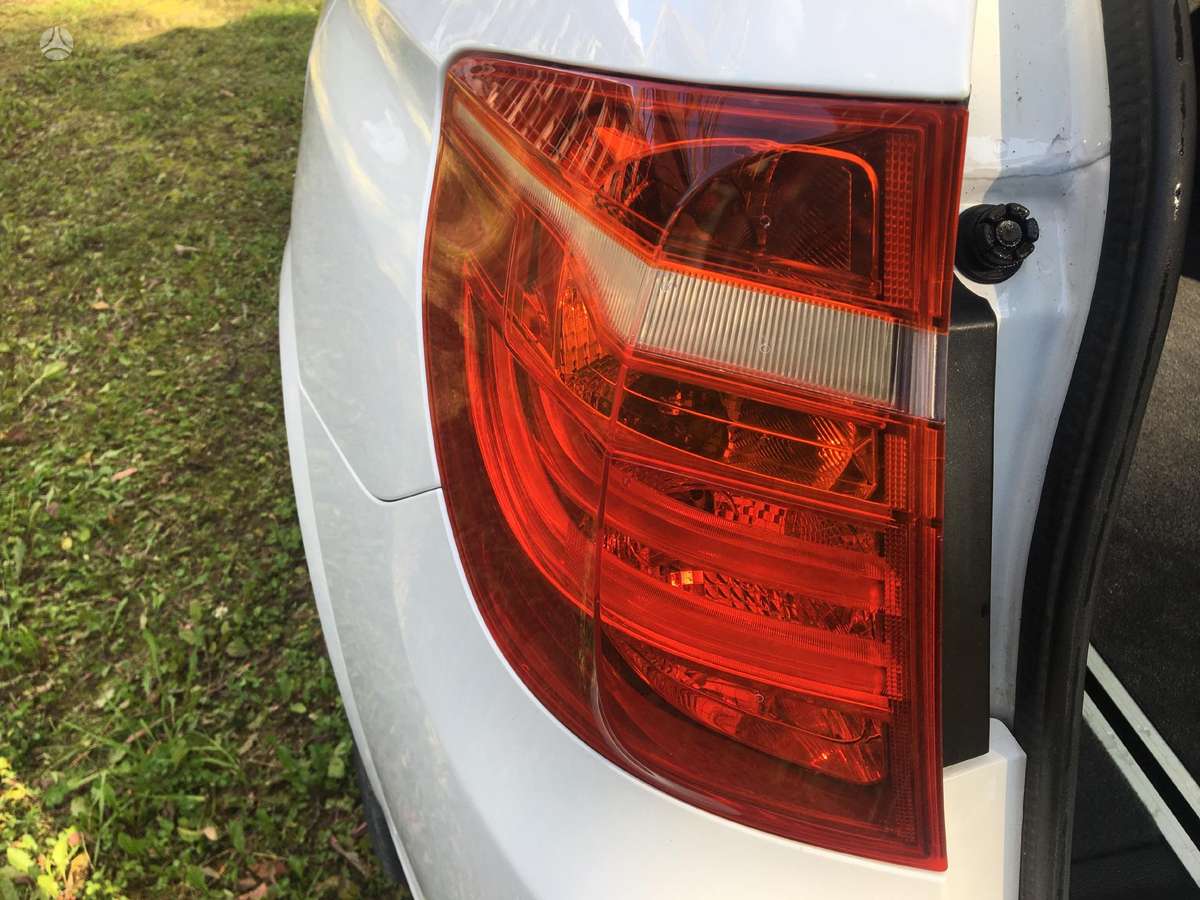 BMW X3 фары, редуктор