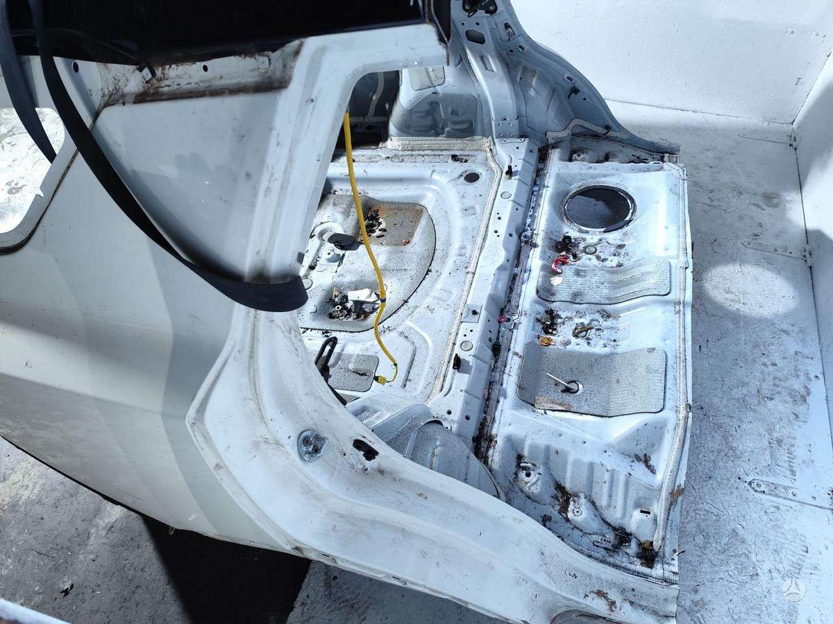 SsangYong XLV hood (front, rear)