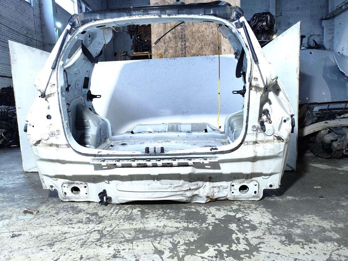 SsangYong XLV hood (front, rear)