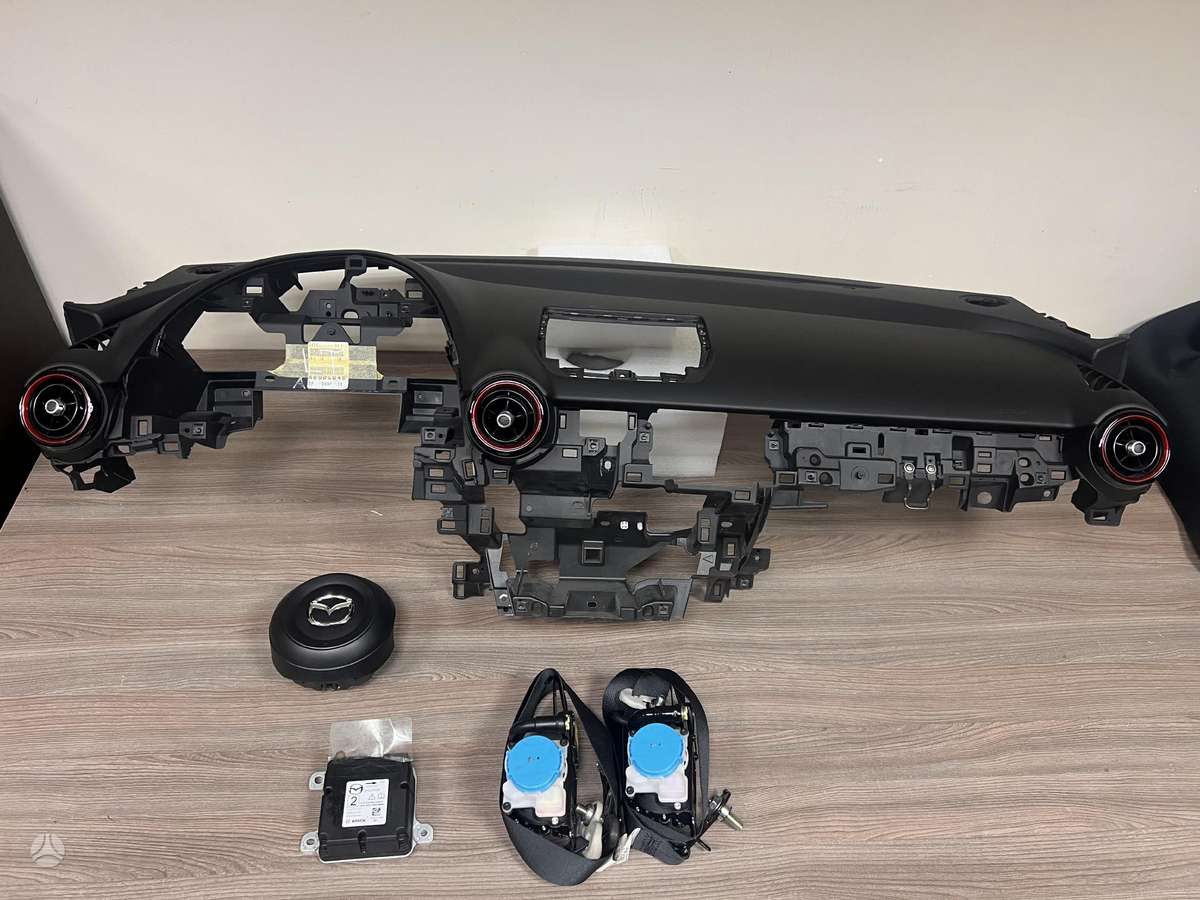 Mazda CX-3 детали салона