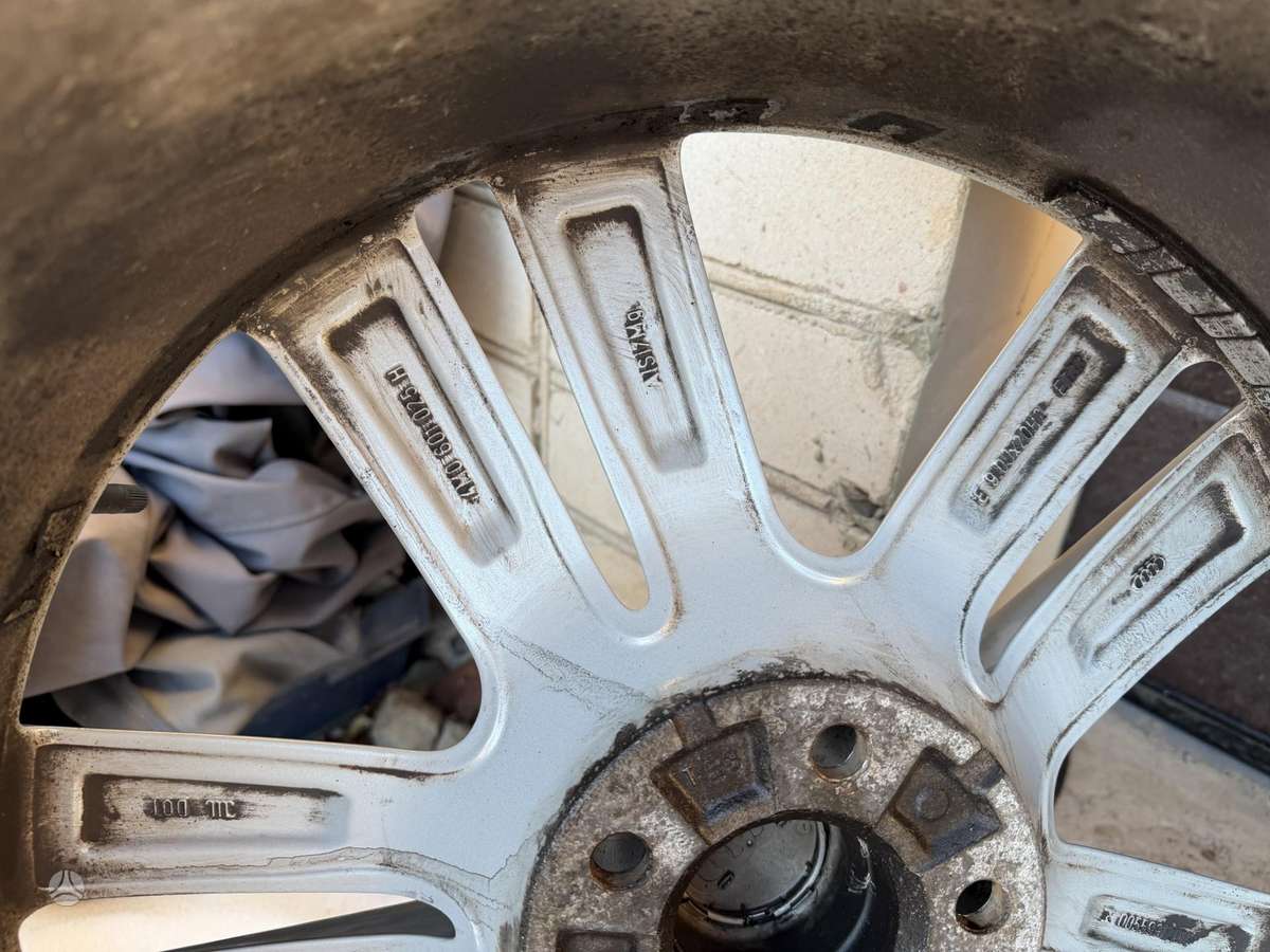 Audi Q7 4M originalus, легкосплавные , R20