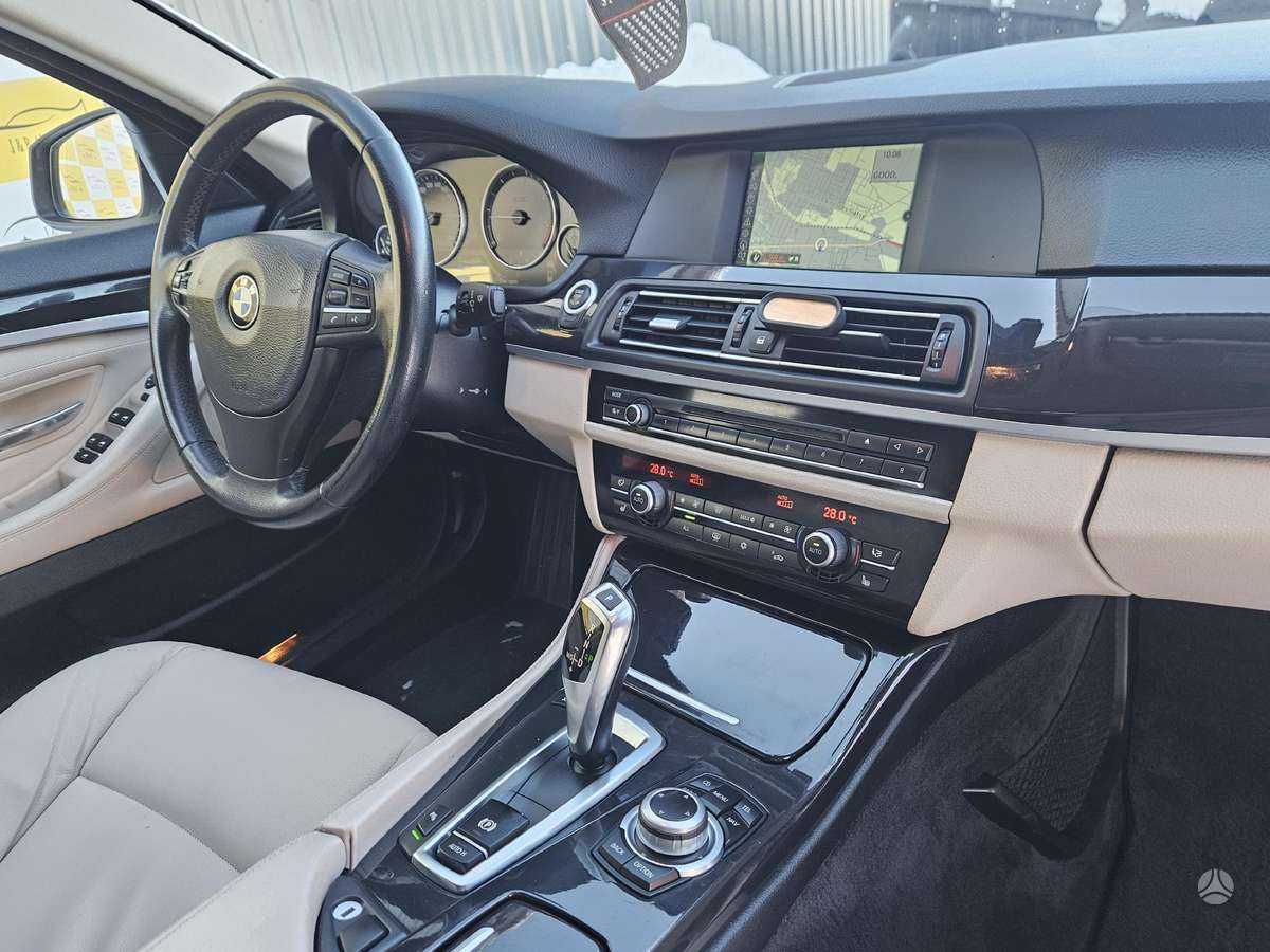 BMW 520, 2.0 l., universalas