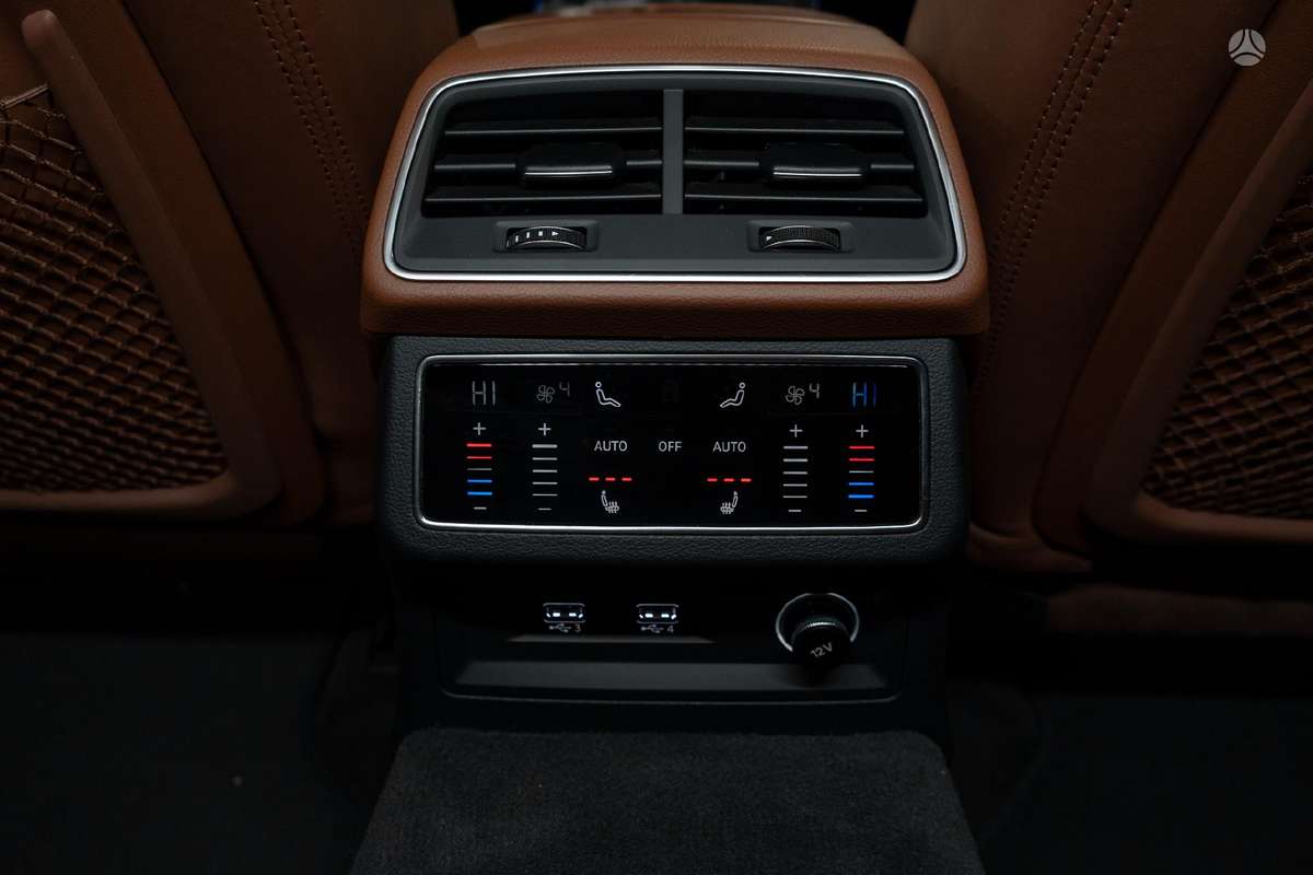 Audi A7, 3.0 l., hatchback
