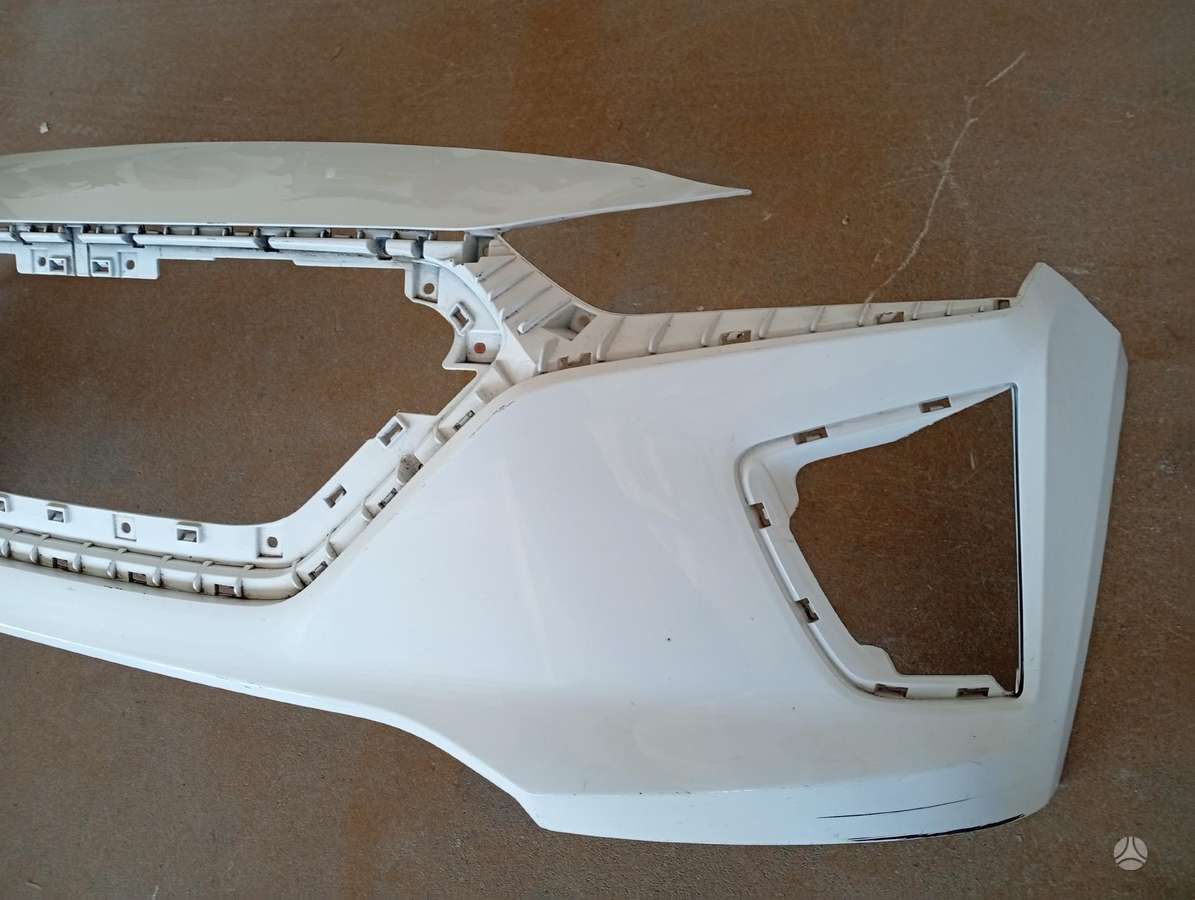 Hyundai IONIQ bumpers, lights