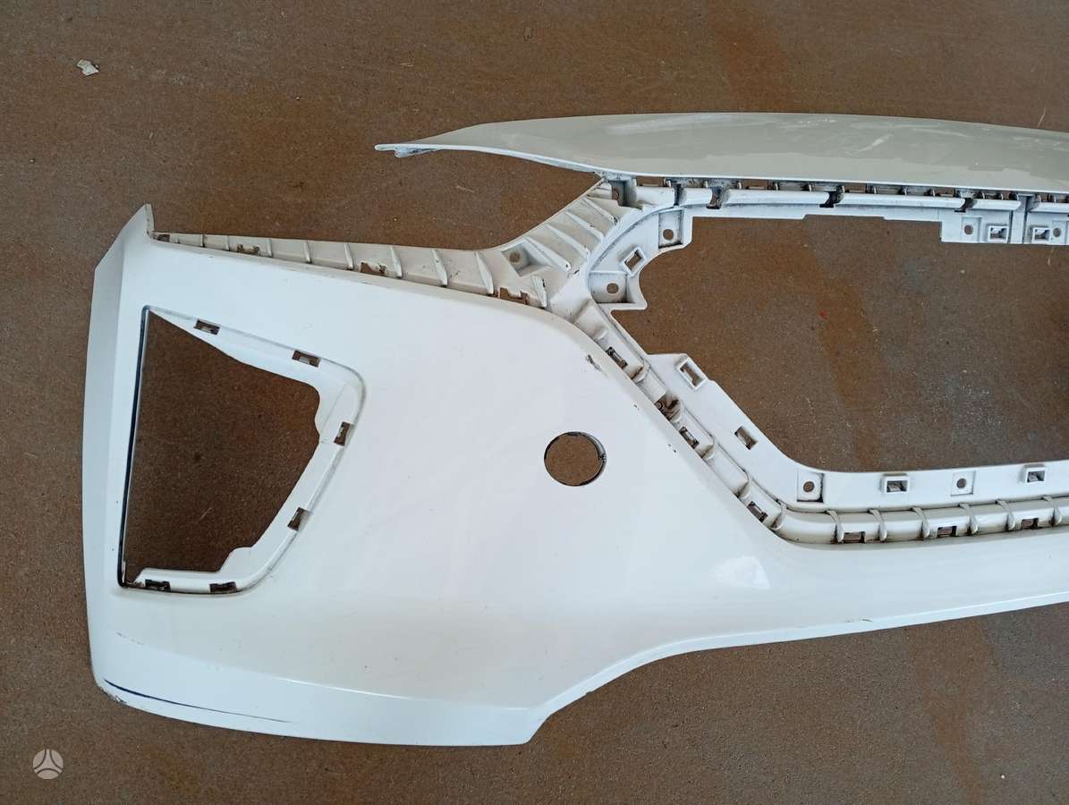 Hyundai IONIQ bumpers, lights