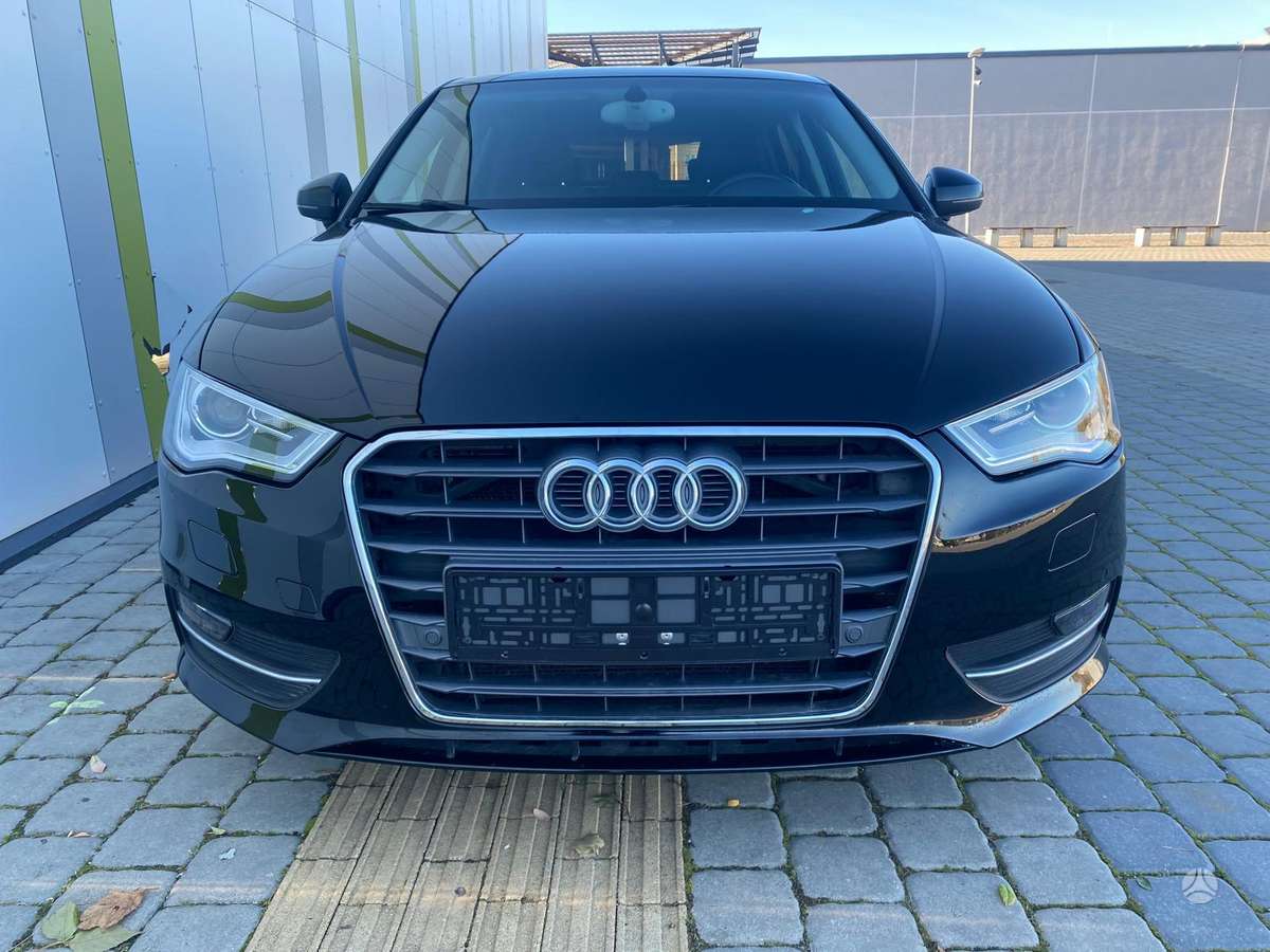 Audi A3, 1.6 l., hatchback