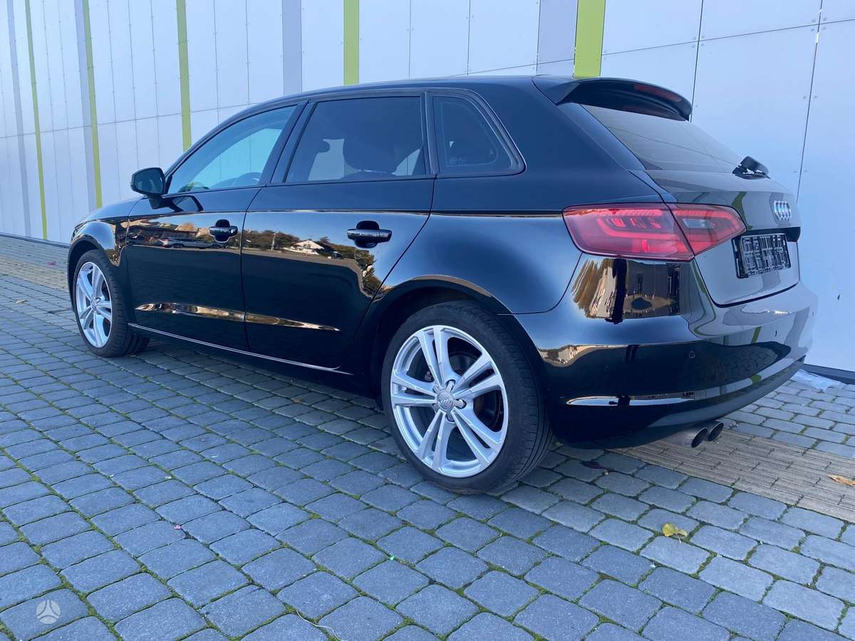 Audi A3, 1.6 l., hatchback