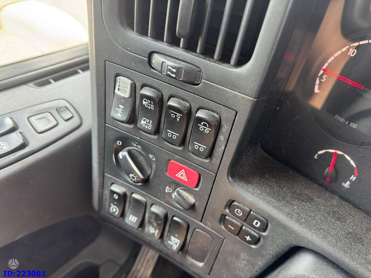 Scania R480 6X2 3 Pedals, шасси