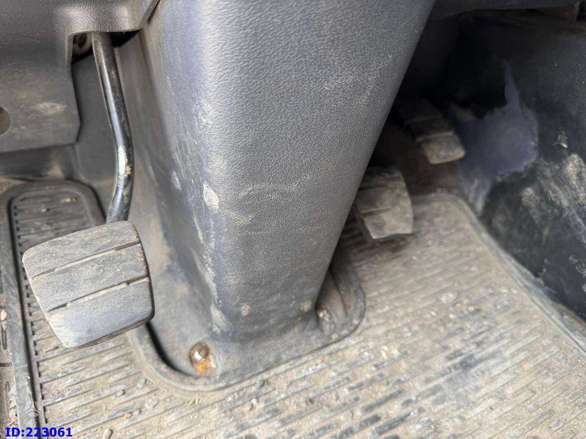 Scania R480 6X2 3 Pedals, шасси