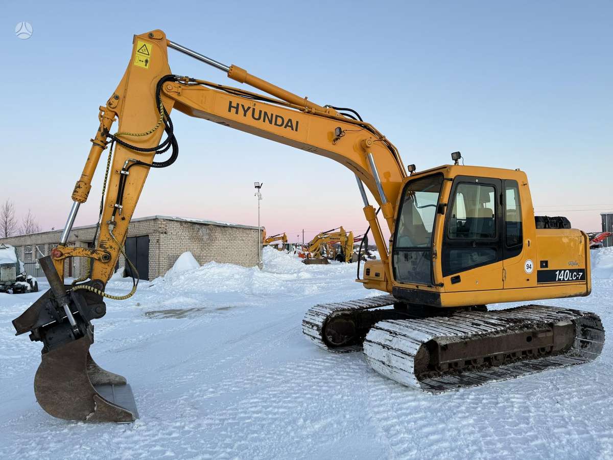 Hyundai Robex 140 LC-7, ekskavatoriai