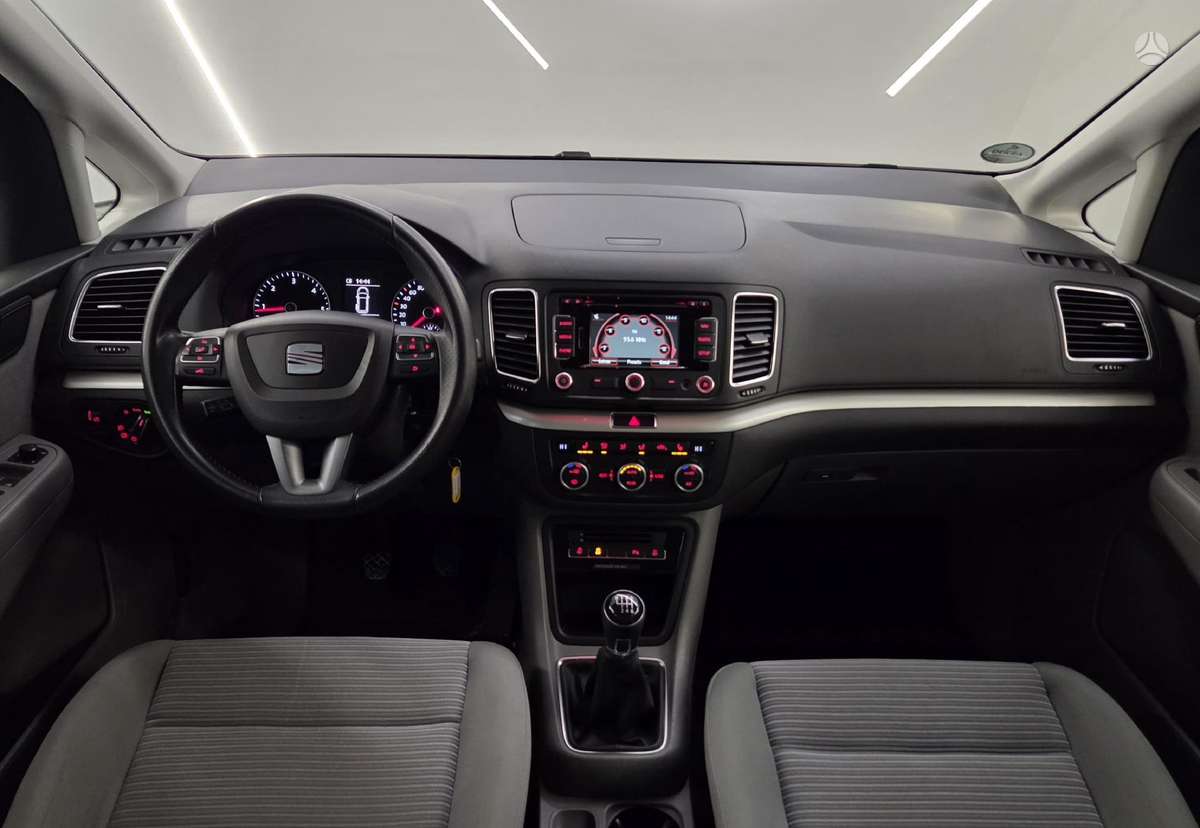 Seat Alhambra, 2.0 l., Минивэн